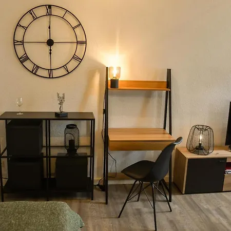 Appartamento Stilvolles Business-apartment Sued - Schreibtisch - Waschmaschine - 3 Personen - Wifi - Naehe Uni *