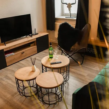 Stilvolles Business-apartment Sued - Schreibtisch - Waschmaschine - 3 Personen - Wifi - Naehe Uni *