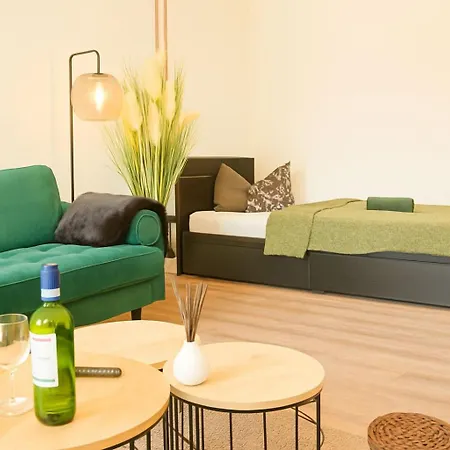 Stilvolles Business-apartment Sued - Schreibtisch - Waschmaschine - 3 Personen - Wifi - Naehe Uni Chemnitz